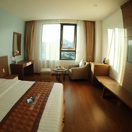 Hotel Khach San Hoa Ban Trang à Son La Extérieur photo