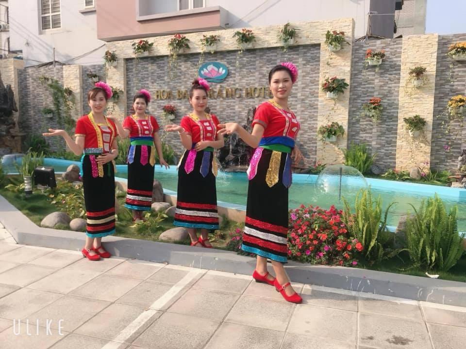 Hotel Khach San Hoa Ban Trang à Son La Extérieur photo