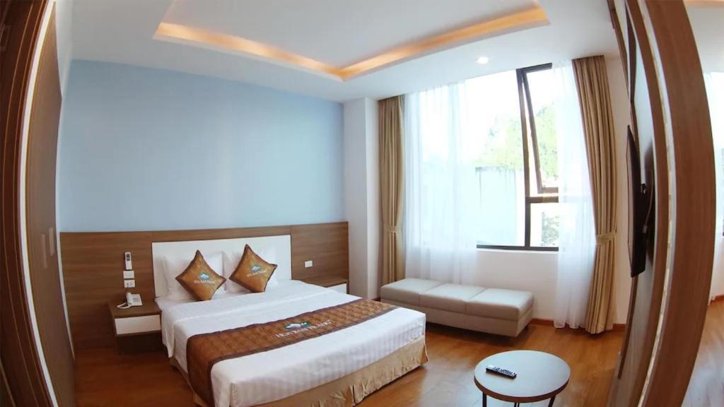 Hotel Khach San Hoa Ban Trang à Son La Extérieur photo
