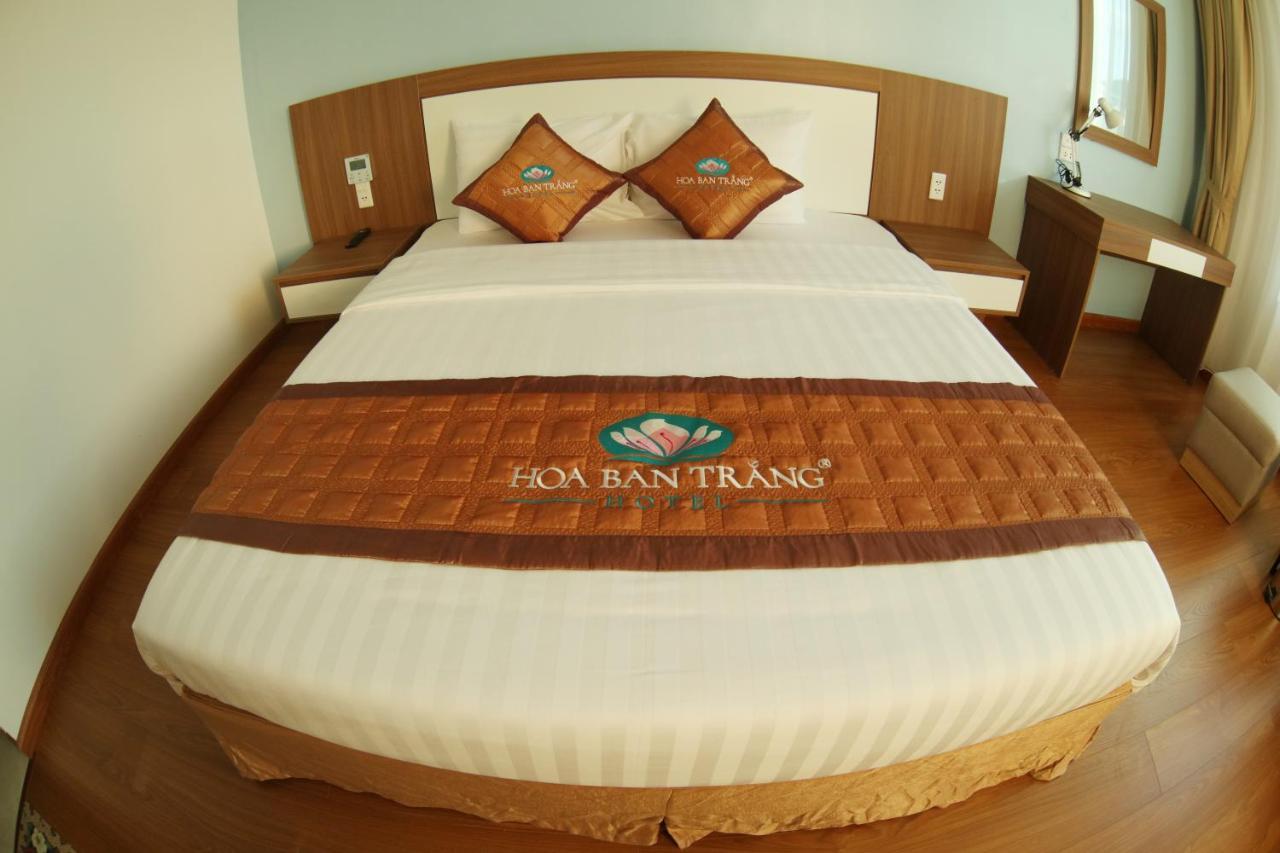 Hotel Khach San Hoa Ban Trang à Son La Extérieur photo