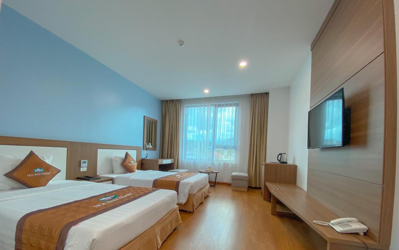 Hotel Khach San Hoa Ban Trang à Son La Extérieur photo